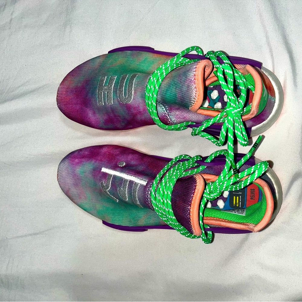 adidas Human Race NMD
Pharrell Holi Festival (Chalk Coral)
